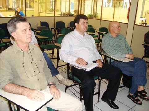 projeto-de-monitoramento-e-apresentado-1 Secretário e prefeito de Tubarão conheceram o projeto de monitoramento do rio, piloto no estado.
