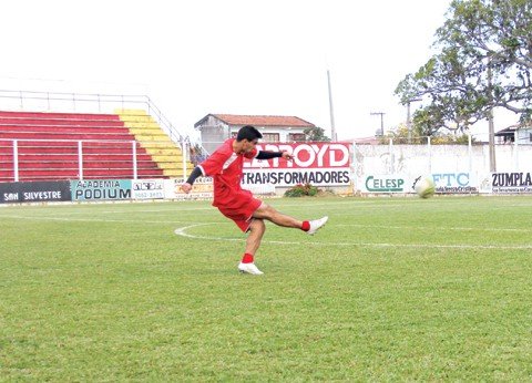 tiaguinho-deixara-o-hercilio-luz-1 Tiaguinho foi um dos destaques da equipe na Divisão Especial.
