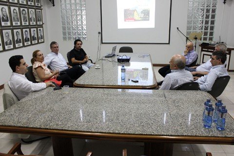 bilhete-eletronico-sera-implantado-em-tubarao-1 Reunião entre empresários e gestores da prefeitura ocorreu ontem