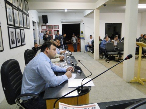 duodecimo-deste-mes-nao-e-pago-1 Conforme o presidente da câmara de vereadores de Jaguaruna, Adriano dos Santos, há aproximadamente três meses, foi realizada uma ampla e séria prestação de contas sobre os recursos recebidos pelo legislativo.