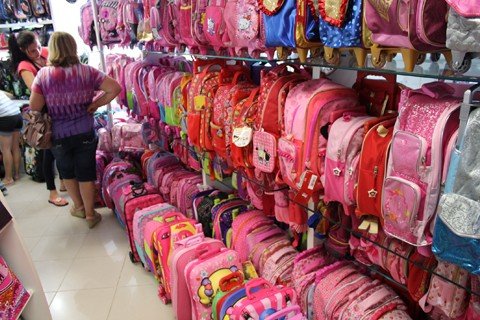 pesquisar-e-ideal-1 Pais devem ter cuidado na hora de escolher os produtos.