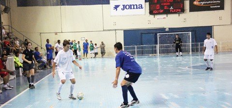 adu-confirma-jogos-treinos-1 No primeiro teste do ano, a ADU venceu o Florianópolis por 2 a 1