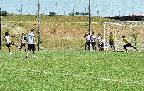 tigre-tera-mudancas-contra-o-metropolitano-1 Ontem, o Tigre fez o último treino antes do jogo. Crédito: Criciúma E.C./Notisul.