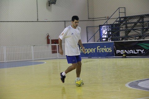 clima-de-decisao-1 ADU, do fixo Luciano, tentará no sábado a primeira vitória pela Liga - Foto:Thiago Oliveira/Banco de Imagens/Notisul