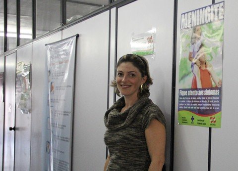 5-casos-na-regiao-este-ano-1 Para enfermeira responsável pelo programa da meningite da 20ª gerência regional de saúde, Helena Caetano Gonçalves e Silva, os hábitos adquiridos pela população após o surto da gripe H1N1, ajudou a diminuir a proliferação da meningite
