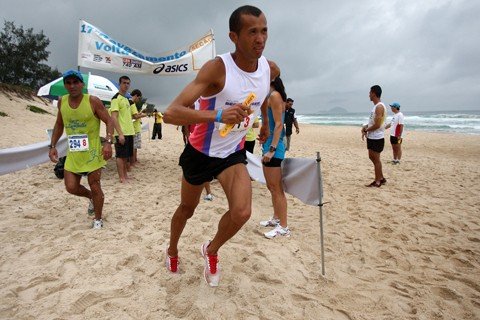 equipe-tubaronense-e-bicampea-na-capital-1 Tubaronenses venceram a prova com 12 minutos de vantagem para o segundo colocado.