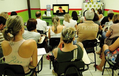 estado-nao-fara-nova-proposta-1 Na última semana, os diretores das escolas da gerência de educação da secretaria de desenvolvimento regional em Tubarão participaram de uma web conferência com o secretário Eduardo Deschamps - Foto:Mylene Salgado/SDR-Tubarão/Notisul