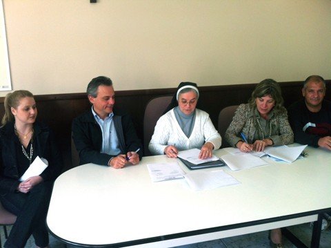 hospital-e-prefeitura-firmam-parceira-1 A parceria começou com R$ 19 mil mensais e hoje chega a R$ 98 mil - Foto:João Batista Coelho Júnior/Prefeitura de Imbituba/Notisul