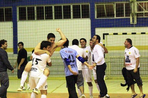 ladiada-vence-nos-penaltis-e-vai-para-a-final-1 O Ladiada fez a festa após a vitória nos pênaltis