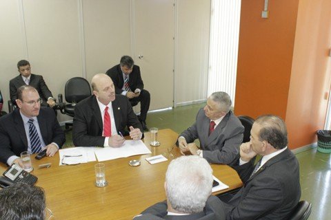 obra-vira-assunto-presidencial-1 Outros assuntos como a construção de novas pistas em Palhoça e Tubarão também foram abordados