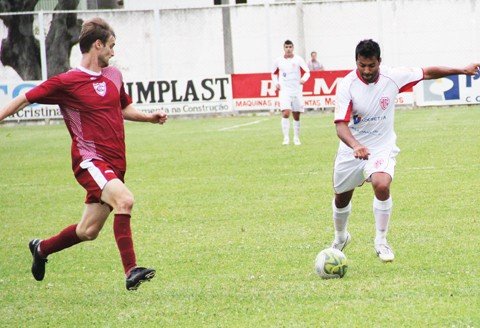 mais-um-retorno-no-leao-1 Uederson retorna ao Leão para a Divisão Especial