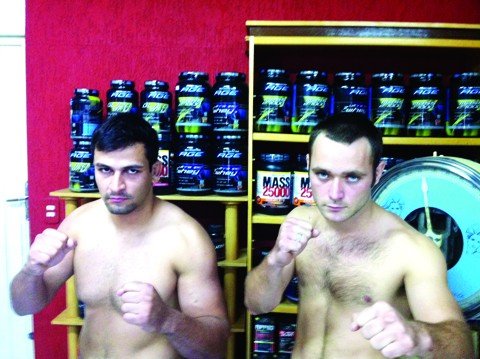 tubaronenses-prontos-para-o-evento-1 Rubens e Diego representam a região no Imbituba Fight