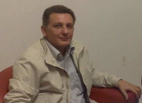 empresario-italiano-investe-em-tubarao-1 O engenheiro elétrico Paul Brighenti, proprietário da empresa Fonti Rinnovabili, que abrirá um escritório em Tubarão este ano, já conheceu um pouco da região