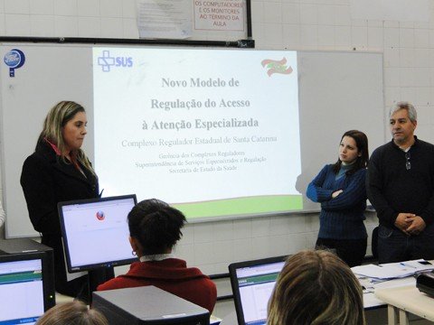 filas-devem-diminuir-nos-hospitais-1 Profissionais da saúde de Tubarão e região passam por capacitação para a implantação do novo sistema. Foto: SDR-Tubarão/Divulgação/Notisul
