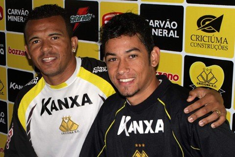 portoes-fechados-no-tigre-antes-do-classico-1 Pela primeira vez, nem Zé Carlos e nem Lucca estarão em campo - Foto:Fernando Ribeiro/Criciúma E.C./Notisul