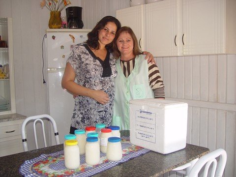 um-ato-de-amor-incondicional-1 As voluntárias do banco de leite humano do Hospital Nossa Senhora da Conceição vão ao encontro da mamães que necessitam de leite para alimentar o seu bebê - Foto:Hospital Nossa Senhora da Conceição/Divulgação/Notisul