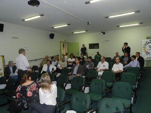 bombas-ambulantes-1 A primeira reunião do conselho de trânsito ocorreu ontem, na sede da Amurel, onde também serão os demais encontros.