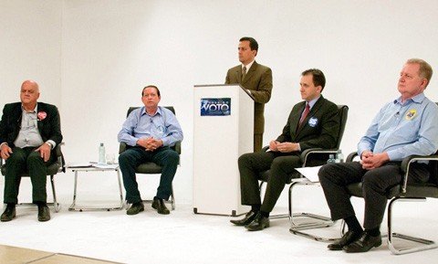 novo-debate-em-tubarao-neste-domingo-1 O primeiro debate na Unisul TV entre os candidatos de Tubarão ocorreu no dia 12 de agosto