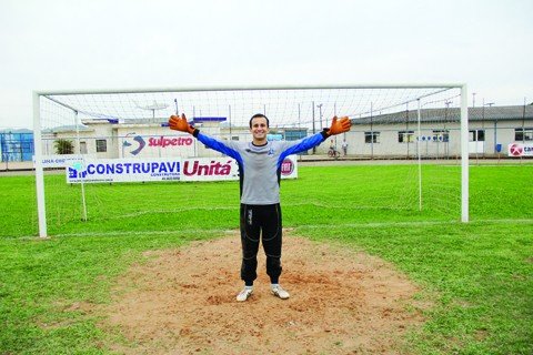 a-vaga-do-peixe-nas-maos-de-gabriel-1 Gabriel tem a missão de fechar o gol do Peixe, para ajudar o time a garantir a vaga na sonhada final