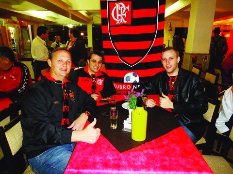 embaixada-flabn-sera-a-primeira-do-vale-1 Paixão dos torcedores oficializou a primeira embaixada do Flamengo no Vale