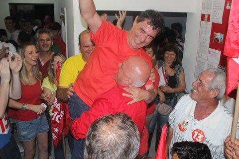 tubarao-a-hora-da-mudanca-chegou-1