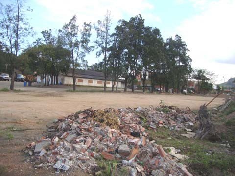 obras-podem-comecar-no-proximo-mes-1 As obras de construção do Instituto Federal de Santa Catarina (IF-SC) poderiam iniciar antes, mas uma ação de usucapião fez o prazo cair por terra. A alegação é de que o terreno cedido pela União já tem dono
