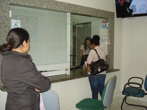 grao-para-paga-o-que-deve-1 O convênio entre o estado e o Hospital Santa Teresinha garante o atendimento de somente 1.775 pacientes por mês na microrregião. Mas a demanda é, no mínimo, o dobro disso