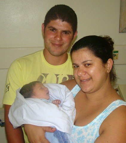 ano-inicia-com-mais-nascimentos-de-meninos-1 Isaque, filho de Luciana de Souza Machado Freitas e Edilson Freitas, de Laguna, foi o primeiro bebê a nascer no HNSC este ano.