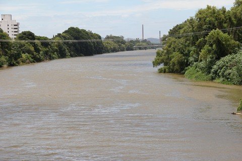 projeto-custara-menos-que-o-orcado-1 A redragagem do rio Tubarão é reivindicada pela população há muitos anos e deve reduzir significativamente os riscos de enchentes