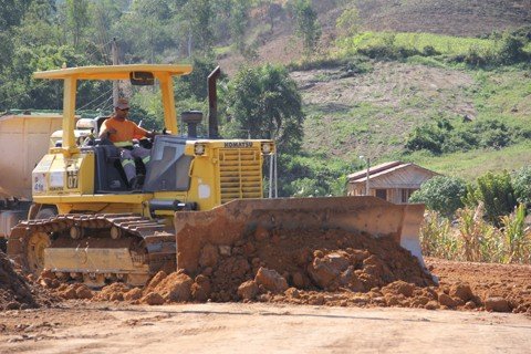trabalho-esta-concentrado-em-ponte-1 Em um ano de obras, os serviços não avançaram de forma condizente com o período. Foto: Priscila Loch/Banco de Imagens/Notisul