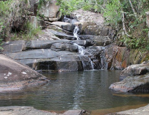 um-paraiso-desconhecido-1 Mais conhecida pelas belas praias, Laguna esconde lugares de beleza ímpar. Pelo interior do município, cachoeiras, mata nativa e povo acolhedor apresentam para o turista uma Laguna que poucos conhecem. Foto: Marcos Bocão/Prefeitura de Laguna/Notsiul
