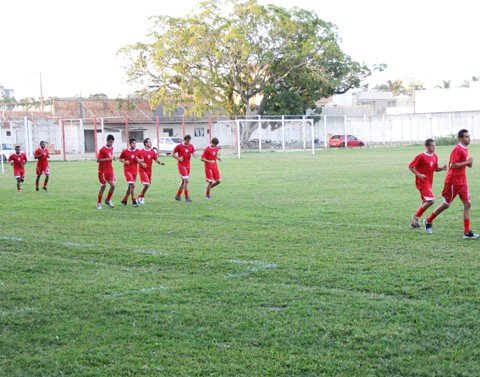 hercilio-luz-estreia-no-anibal-costa-1 Com um início difícil na competição, o Hercílio tem a missão de conquistar os três pontos em casa neste sábado. Foto: