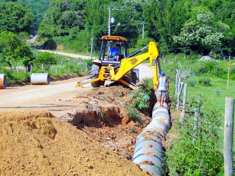 obras-iniciam-em-breve-1 Trabalhos de redragagem já foram realizados em diversas ruas do município. Nos próximos meses, a área central da cidade deve ser contemplada com obras de saneamento básico. Foto: Fábio Teixeira/Prefeitura de Garopaba/Notisul