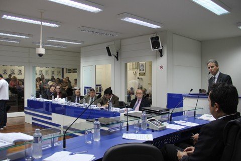 os-r-45-milhoes-vem-ai-1 Os vereadores deixaram claro que a obra é fundamental e não houve nenhum entrave político sobre o assunto.