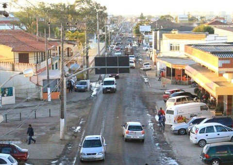 pavimentacao-comeca-quarta-feira-1 Uma comissão de moradores e comerciantes foi formada para auxiliar na fiscalização da obra - Foto:Marco Bocão/Prefeitura de Laguna/Notisul