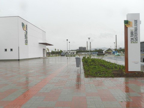 espaco-inaugura-hoje-1 O Parque Ambiental irá abrigar uma área de 35 hectares. O local vai contar com centro de cultura para receber eventos. O espaço inaugura amanhã e tudo já está sendo preparado