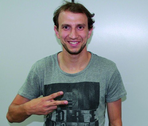 renan-bressan-quer-voltar-para-o-brasil-1 Renan chegou a conversar com a direção do Vasco, mas não teve retorno nos últimos meses