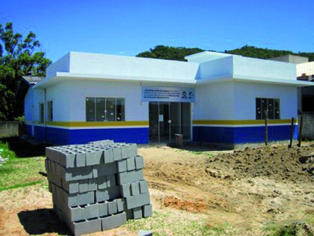 a-entrega-esta-proxima-1 Postos de saúde em Imbituba terão equipamentos mais modernos e infraestrutura de países desenvolvidos. Padronização das UBS deve ocorrer em todas as comunidades da Cidade Portuária