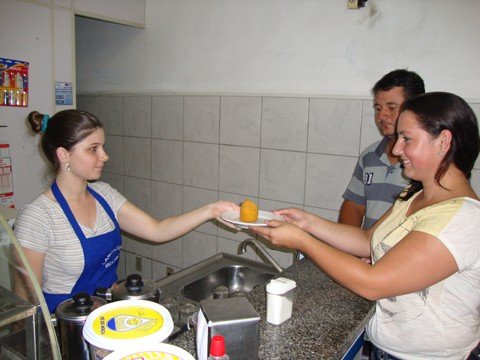 indice-divulgado-e-de-591-1 Os produtos vendidos na lanchonete ajudaram no índice da inflação do ano passado. Foto: Maycon Vianna/Notisul.