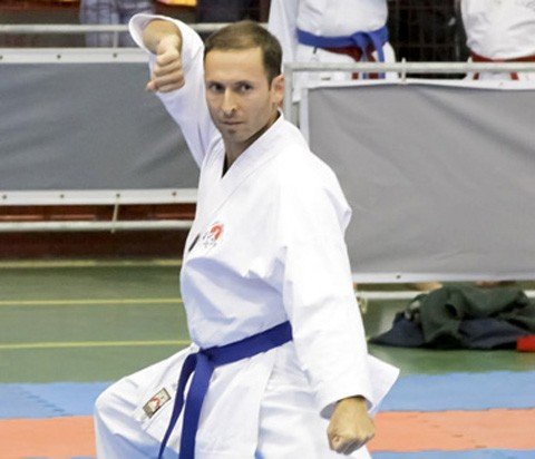 equipe-encara-o-1o-desafio-do-estadual-1 Fabricio de Souza e a sua equipe tem boas chances de medalhas - Foto:Associação Impacto de Karatê/Divulgação/Notisul