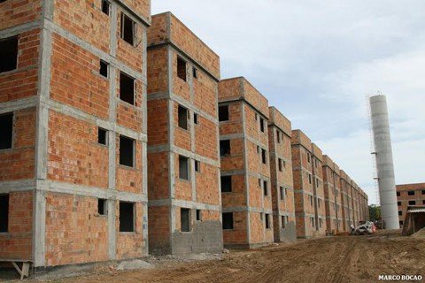 inscricoes-iniciam-hoje-1 O condomínio está em fase final de construção e deverá abrigar 176 famílias da Cidade Juliana - Foto:Marco Bocão/Prefeitura de Laguna/Divulgação/Notisul