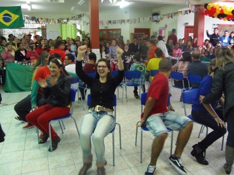 festa-junina-deve-reunir-5-mil-1 Nesta semana, os alunos realizaram uma gincana para arrecadar produtos para ajudar na festa