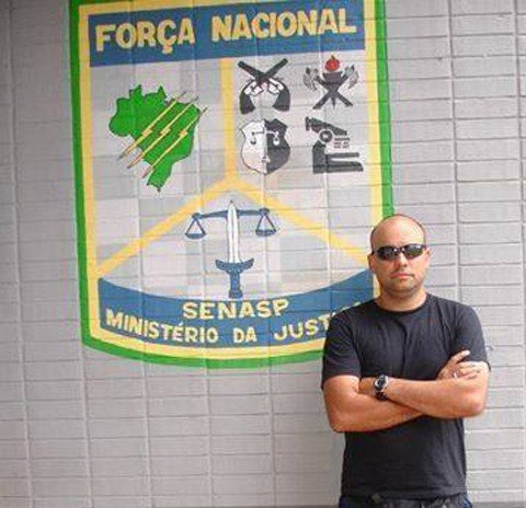 investigador-assume-a-delegacia-de-gravatal-1 Walker participou de um curso de instrução da Força Nacional, na Agência Federal de Investigação (FBI), na embaixada dos Estados Unidos da América