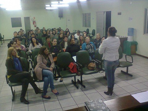 mobilizacao-esta-marcada-para-a-proxima-semana-1 A assembleia com os professores da rede municipal de Capivari ocorreu na noite de ontem