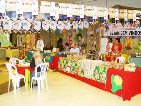 Quitutes beneficentes estarão no arraial