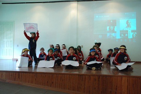 trabalho-infantil-e-discutido-1 Muitas crianças realizaram, durante o seminário, apresentações no auditório da Apae da cidade e enfatizaram que o trabalho infantil é crime - Foto:Georgia Accordi/Prefeitura de Braço de Norte/Divulgação/Notisul