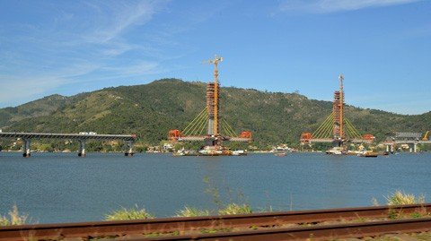 quem-vai-pagar-a-conta-1 Com 90% das obras concluídas, a Ponte Anita Garibaldi, em Laguna, mostra sinais da evolução - Foto:Júlio Knoll/Divulgação/Notisul
