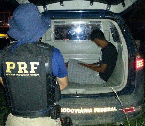4-sao-presos-e-25-notificados-1 Durante as cinco horas de operação, quatro pessoas foram detidas por embriaguez - Foto:Polícia Rodoviária Federal SC/Divulgação/Notisul