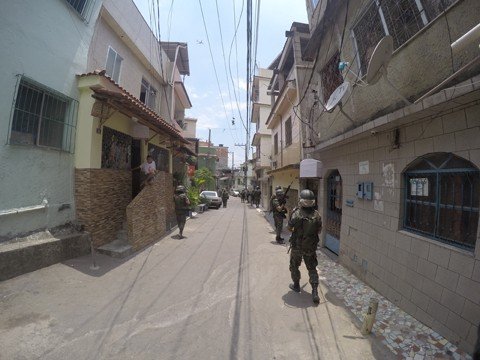 oficiais-da-regiao-retornam-de-missao-1 Durante os trabalhos no Rio de Janeiro os catarinenses realizaram várias atividades dentro do Complexo de Favelas da Maré - Foto:Polícia Militar de Santa Catarina/Notisul