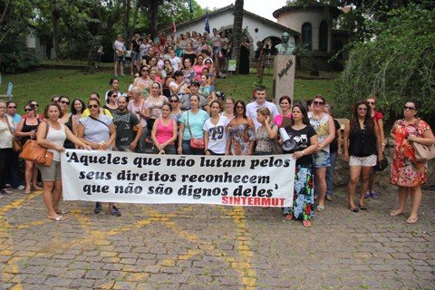assembleia-ocorrera-nesta-segunda-feira-1 Os professores foram ao paço municipal nesta sexta-feira